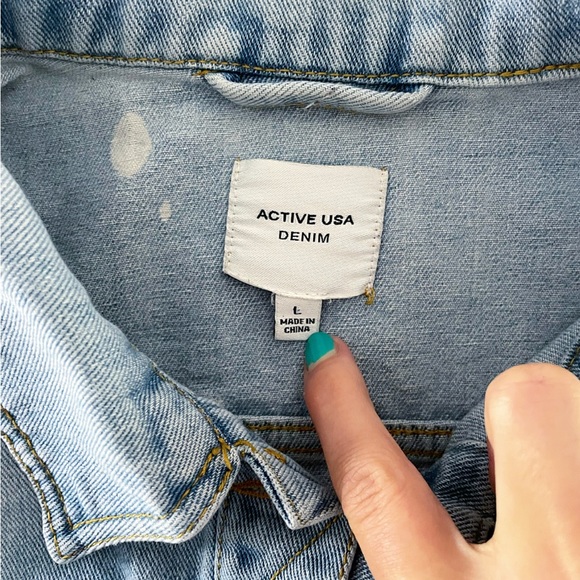 ACTIVE USA Denim Crop Jacket Large Bleach Spot Distressed Light Blue - Picture 4 of 8